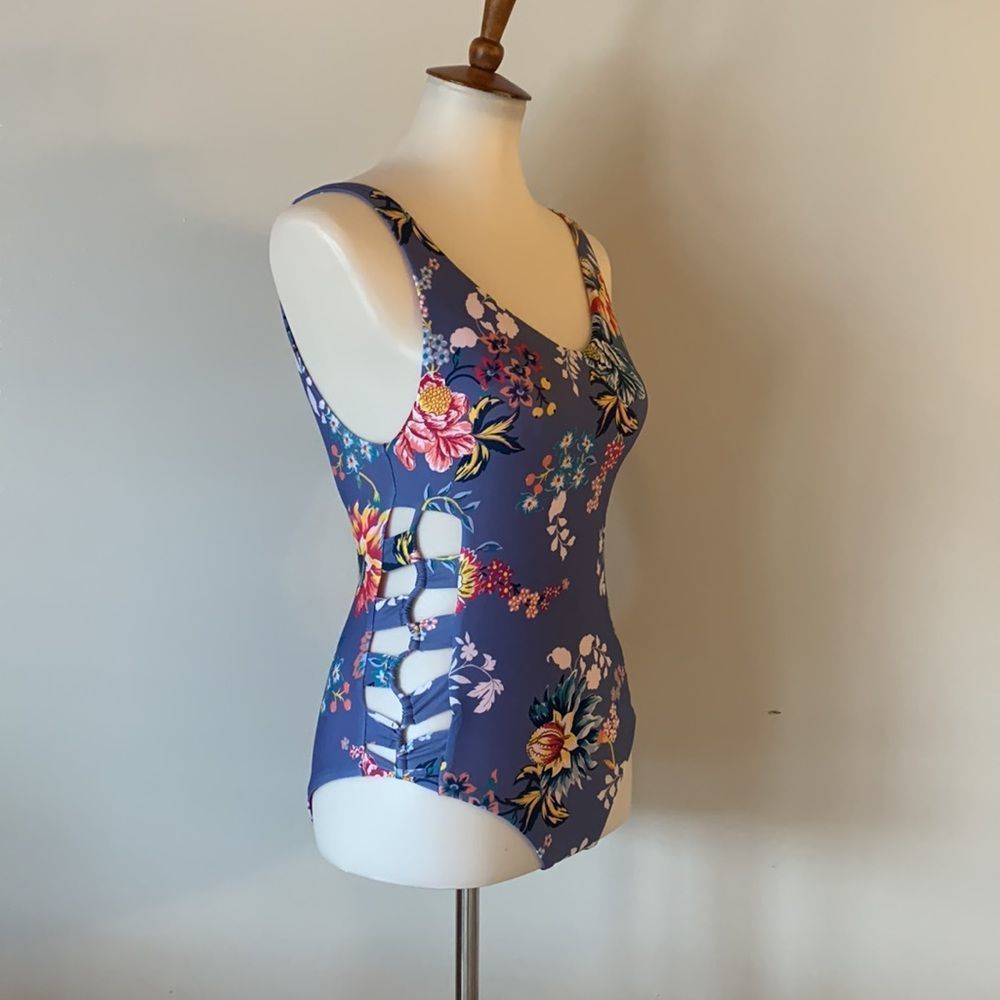 NWOT! Victoria's Secret Purple Floral Side Cut Outs  One Piece Swimsuit! - Picture 3 of 8